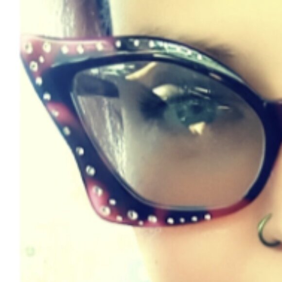 Funky fun plum rhinestone glasses - Picture 2 of 13